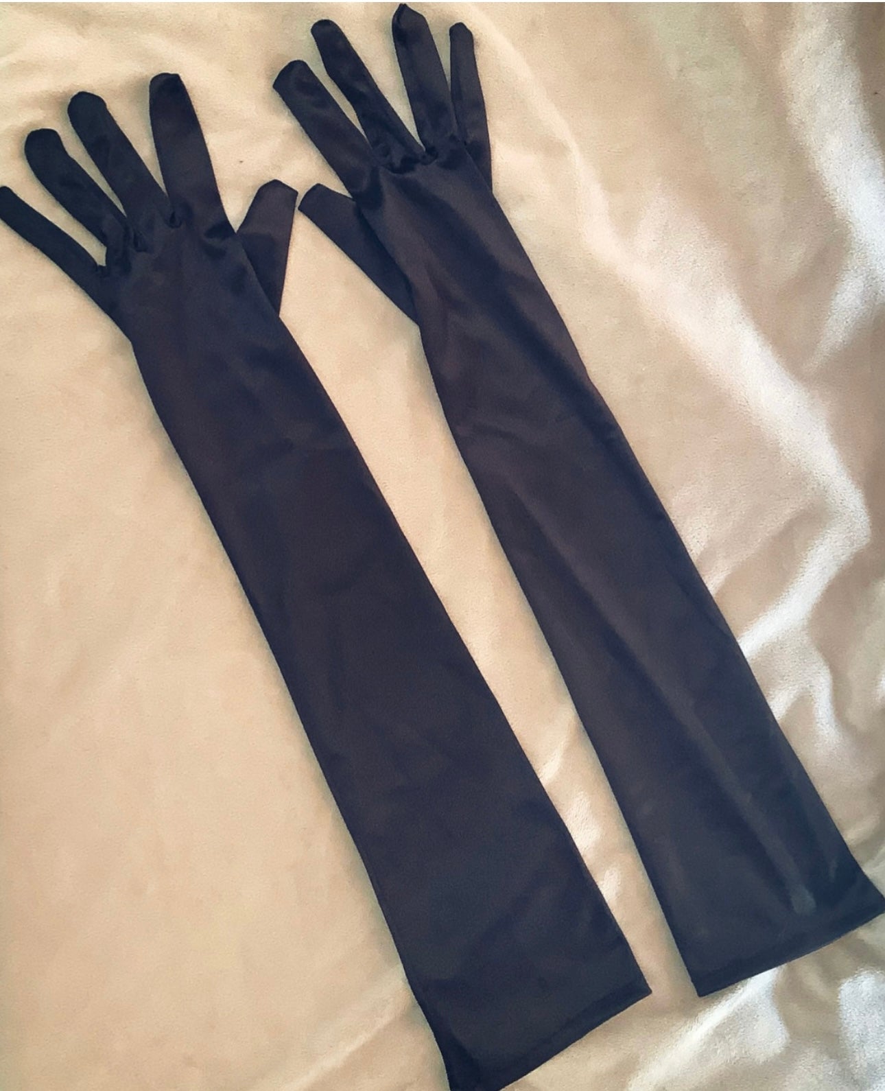 Satin Gloves, long arm